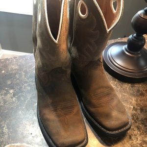 Ariat Boys Size 2 Boots